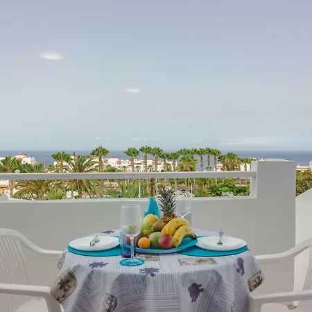 Ocean View Top Floor Spacious One Bedroom Wi-fi Pool Apartment Costa Adeje (Tenerife)