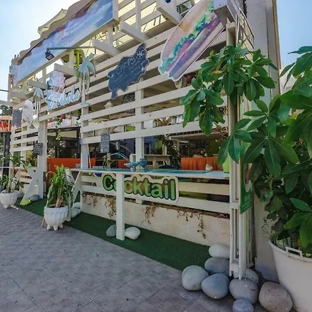 Apartment Ocean View Top Floor Spacious One Bedroom Wi-fi Pool